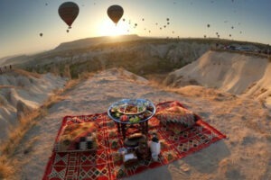 Read more about the article Sunrise Proposal in Cappadocia: Why It’s the Most Magical Moment