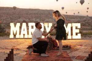 Read more about the article Cappadocia MARRY ME Proposal Experience